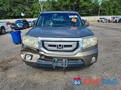 Piąte zdjęcie samochodu w środku: 2011 HONDA PILOT EXL VIN:5FNYF3H56BB033138 - miniatura