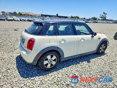 Trzecie zdjęcie samochodu z tyłu: 2015 MINI COOPER VIN:WMWXS5C51FT829015 - miniatura