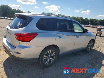 Trzecie zdjęcie samochodu z tyłu: 2019 NISSAN PATHFINDER SL VIN:5N1DR2MN3KC600128 - miniatura