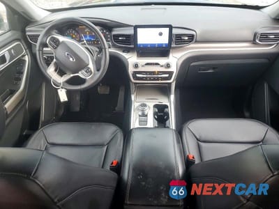 Zdjęcie 8 z 12 samochodu: 2023 FORD EXPLORER XLT VIN:1FMSK7DH0PGB74126 - miniatura