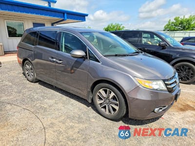 Czwarte zdjęcie samochodu z boku: 2015 HONDA ODYSSEY TOURING VIN:5FNRL5H94FB004433 - miniatura