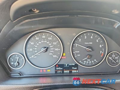 Zdjęcie 9 z 12 samochodu: 2018 BMW 320 XI VIN:WBA8E5G59JNV01828 - miniatura