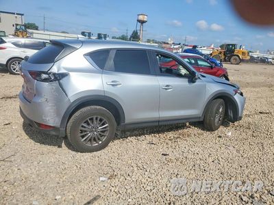 Trzecie zdjęcie samochodu z tyłu: 2018 MAZDA CX-5 SPORT VIN:JM3KFBBM7J0423718 - miniatura