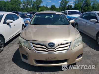 Piąte zdjęcie samochodu w środku: 2011 TOYOTA CAMRY LE VIN:4T1BF3EK8BU714694 - miniatura