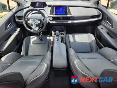Zdjęcie 8 z 12 samochodu: 2024 TOYOTA PRIUS XLE VIN:JTDACAAU4R3038295 - miniatura