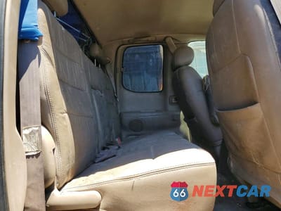 Zdjęcie 11 z 13 samochodu: 2001 TOYOTA TUNDRA ACCESS CAB LIMITED VIN:5TBRT38141S131159 - miniatura