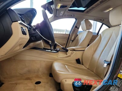Zdjęcie 7 z 12 samochodu: 2014 BMW 328 XI VIN:WBA3B3C56EJ980820 - miniatura