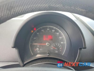 Zdjęcie 9 z 13 samochodu: 2007 VOLKSWAGEN NEW BEETLE 2.5L OPTION PACKAGE 1 VIN:3VWRW31CX7M518394 - miniatura