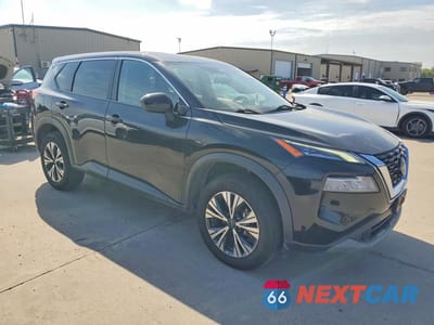 Czwarte zdjęcie samochodu z boku: 2023 NISSAN ROGUE SV VIN:5N1BT3BB9PC851413 - miniatura