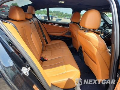 Zdjęcie 10 z 12 samochodu: 2018 BMW 530XE VIN:WBAJB1C57JB084753 - miniatura
