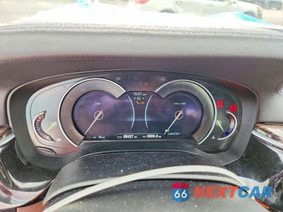 Zdjęcie 9 z 12 samochodu: 2017 BMW 540 VIN:WBAJE5C38HG915879 - miniatura