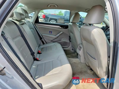 Zdjęcie 10 z 12 samochodu: 2015 VOLKSWAGEN PASSAT S VIN:1VWAS7A34FC011832 - miniatura