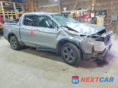 Czwarte zdjęcie samochodu z boku: 2023 HONDA RIDGELINE RTL-E VIN:5FPYK3F79PB054712 - miniatura