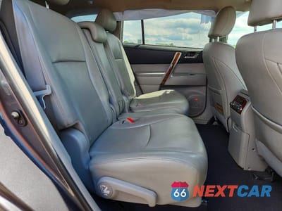 Zdjęcie 11 z 13 samochodu: 2012 TOYOTA HIGHLANDER LIMITED VIN:5TDDK3EH3CS141433 - miniatura