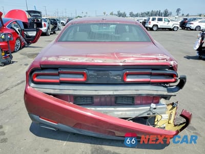 Zdjęcie 6 z 12 samochodu: 2021 DODGE CHALLENGER SXT VIN:2C3CDZAG7MH572657 - miniatura