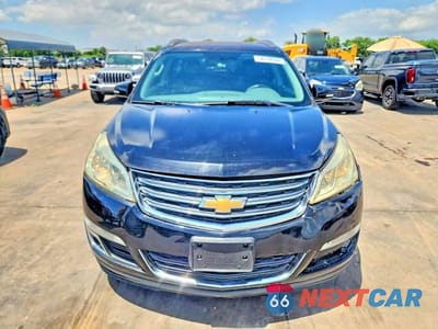 Piąte zdjęcie samochodu w środku: 2016 CHEVROLET TRAVERSE LT VIN:1GNKRHKD8GJ270246 - miniatura