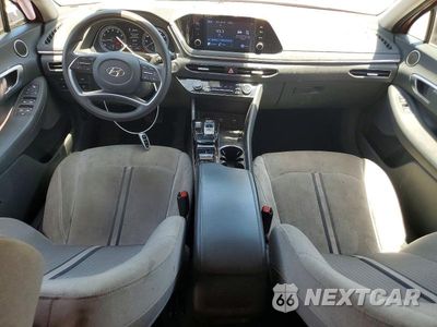 Zdjęcie 8 z 12 samochodu: 2021 HYUNDAI SONATA SE VIN:5NPEL4JA8MH101890 - miniatura