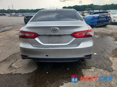 Zdjęcie 6 z 12 samochodu: 2019 TOYOTA CAMRY LE VIN:4T1B11HK7KU786548 - miniatura