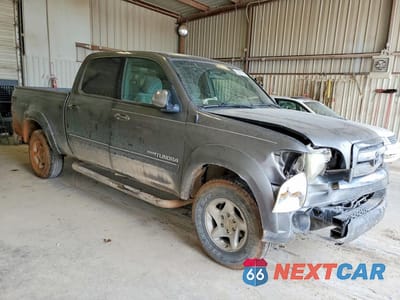 Czwarte zdjęcie samochodu z boku: 2005 TOYOTA TUNDRA DOUBLE CAB SR5 VIN:5TBET34195S476665 - miniatura