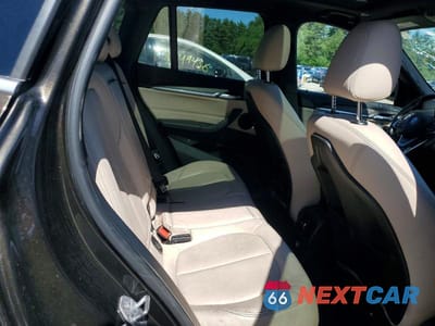 Zdjęcie 11 z 14 samochodu: 2016 BMW X1 XDRIVE28I VIN:WBXHT3C30GP886939 - miniatura