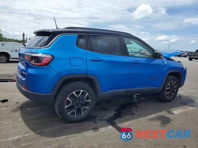 Trzecie zdjęcie samochodu z tyłu: 2021 JEEP COMPASS TRAILHAWK VIN:3C4NJDDB4MT602849 - miniatura