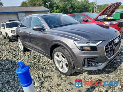 Czwarte zdjęcie samochodu z boku: 2019 AUDI Q8 PREMIUM VIN:WA1AVAF15KD027096 - miniatura