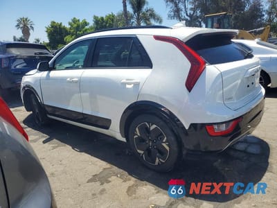 Drugie zdjęcie samochodu z przodu: 2023 KIA NIRO WIND VIN:KNDCR3L19P5034105 - miniatura