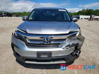 Piąte zdjęcie samochodu w środku: 2021 HONDA PILOT EX VIN:5FNYF6H35MB029083 - miniatura