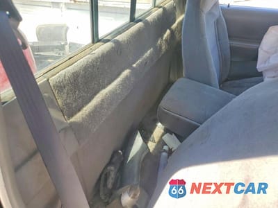 Zdjęcie 10 z 12 samochodu: 1997 FORD RANGER 4X2 VIN:1FTCR10A6VTA92819 - miniatura