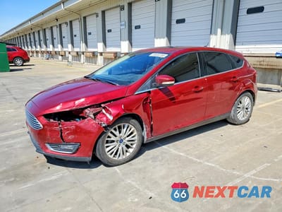 2017 FORD FOCUS TITANIUM 1FADP3N22HL328139 - główne zdjęcie licytacji z USA - miniatura
