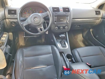 Zdjęcie 8 z 12 samochodu: 2010 VOLKSWAGEN JETTA SE VIN:3VWRX7AJ2AM063339 - miniatura