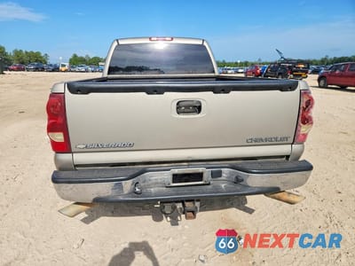 Zdjęcie 6 z 12 samochodu: 2003 CHEVROLET SILVERADO K1500 HEAVY DUTY VIN:1GCGK13U33F143085 - miniatura