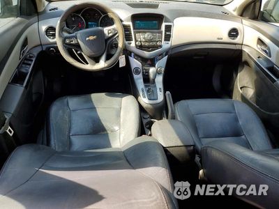 Zdjęcie 8 z 12 samochodu: 2014 CHEVROLET CRUZE LS VIN:1G1PA5SH2E7305857 - miniatura