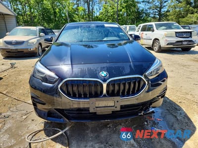 Piąte zdjęcie samochodu w środku: 2022 BMW 228I VIN:WBA53AK00N7K10710 - miniatura
