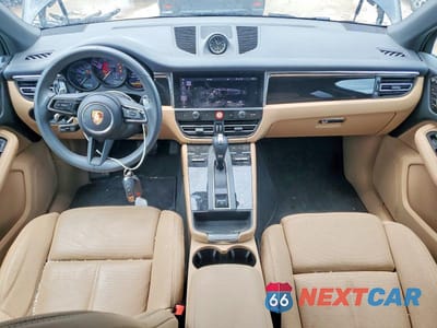 Zdjęcie 8 z 13 samochodu: 2025 PORSCHE MACAN BASE VIN:WP1AA2A56SLB09084 - miniatura