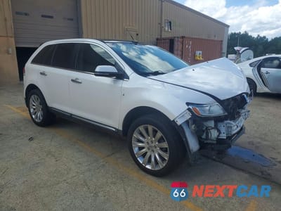 Czwarte zdjęcie samochodu z boku: 2014 LINCOLN MKX VIN:2LMDJ6JK0EBL14092 - miniatura