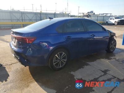 Trzecie zdjęcie samochodu z tyłu: 2024 KIA FORTE LXS VIN:3KPF24AD2RE725620 - miniatura