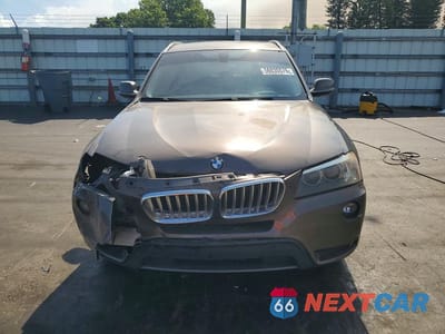 Piąte zdjęcie samochodu w środku: 2014 BMW X3 XDRIVE28I VIN:5UXWX9C51E0D39005 - miniatura