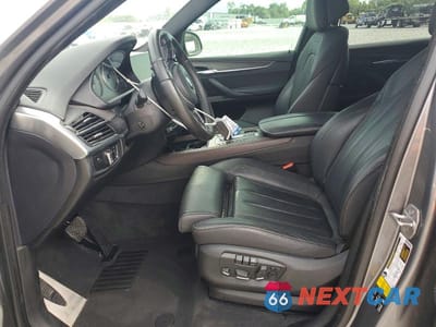 Zdjęcie 7 z 14 samochodu: 2017 BMW X5 XDRIVE50I VIN:5UXKR6C35H0U13470 - miniatura