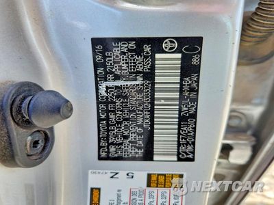Zdjęcie 12 z 12 samochodu: 2017 TOYOTA PRIUS THREE TOURING VIN:JTDKARFU2H3033029 - miniatura