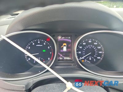 Zdjęcie 9 z 13 samochodu: 2017 HYUNDAI SANTA FE SPORT 2.0T ULTIMATE VIN:5XYZW4LA9HG386117 - miniatura