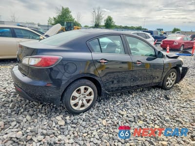 Trzecie zdjęcie samochodu z tyłu: 2011 MAZDA 3 I VIN:JM1BL1UF5B1453581 - miniatura
