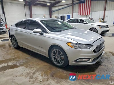 Czwarte zdjęcie samochodu z boku: 2018 FORD FUSION SE HYBRID VIN:3FA6P0LU7JR155821 - miniatura