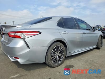 Trzecie zdjęcie samochodu z tyłu: 2020 TOYOTA CAMRY SE VIN:4T1J31AK8LU529948 - miniatura