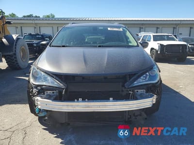 Piąte zdjęcie samochodu w środku: 2017 CHRYSLER PACIFICA TOURING L VIN:2C4RC1BG2HR526095 - miniatura