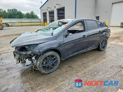 2016 FORD FOCUS SE 1FADP3F23GL267784 - główne zdjęcie licytacji z USA - miniatura
