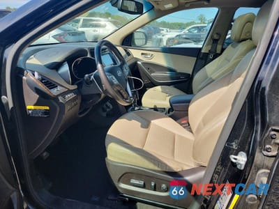 Zdjęcie 7 z 13 samochodu: 2017 HYUNDAI SANTA FE LIMITED ULTIMATE VIN:KM8SRDHF1HU172651 - miniatura