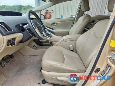 Zdjęcie 7 z 12 samochodu: 2010 TOYOTA PRIUS V VIN:JTDKN3DU3A0193402 - miniatura