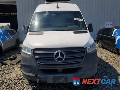 Piąte zdjęcie samochodu w środku: 2019 MERCEDES-BENZ SPRINTER 2500/3500 VIN:WD3PF0CD5KP024178 - miniatura