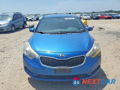 Piąte zdjęcie samochodu w środku: 2014 KIA FORTE LX VIN:KNAFX4A65E5219866 - miniatura